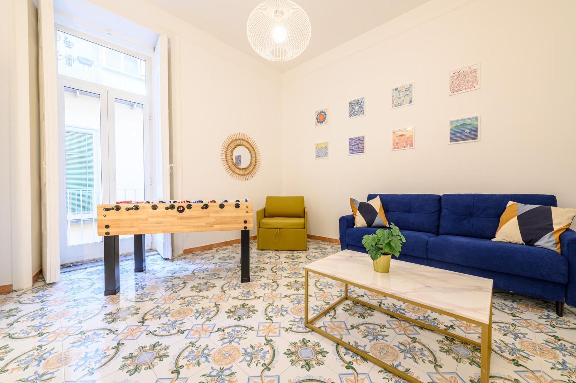 Guest House 121 Charming Apartment Napels Buitenkant foto